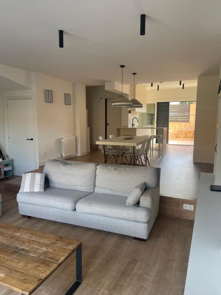 whatsapp image 2025 09 20 at 11.20.17 (12)